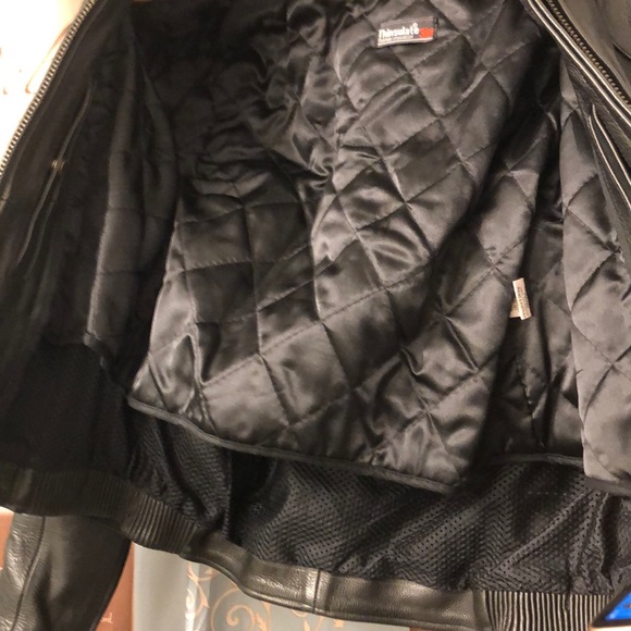 Beautiful leather biker real leather jacket!! - Picture 9 of 9